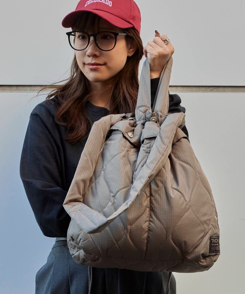 TAION（タイオン）の「TAION/タイオン MILITARY DOWN HELMET SHOULDER BAG ヘルメットバッグ（ショルダーバッグ・メンズ・ダークネイビー/ブラック/オリーブ/ダークカーキ/ダークオリーブ・ONE SIZE）」の4枚目の写真