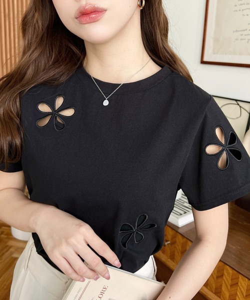【美品】coach フラワー刺繍 半袖Tシャツ moment+ tシャツ 綿100%オーバーサイズロゴプリント＆フラワー