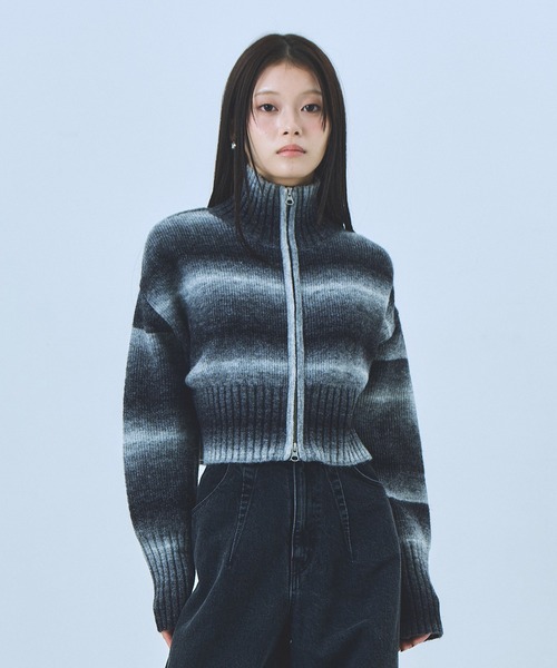 UNITED TOKYO(ユナイテッドトウキョウ)の「【残りわずか!】アルパカニットショートカーディガン|軽量/保温(ニット/セーター・レディース・ブラック/グレイッシュベージュ・FREE)」の7枚目の写真