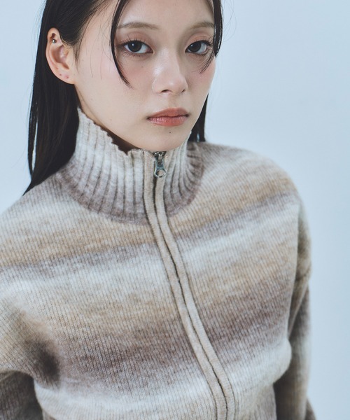 UNITED TOKYO(ユナイテッドトウキョウ)の「【残りわずか!】アルパカニットショートカーディガン|軽量/保温(ニット/セーター・レディース・ブラック/グレイッシュベージュ・FREE)」の17枚目の写真
