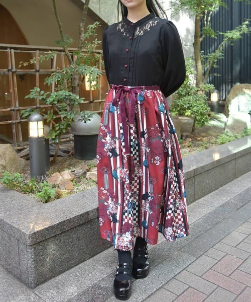 アクシーズファム　菊柄ロングワンピース　和柄　Aライン　ウエストリボン アクシーズファム 菊柄ロングワンピース 和柄 Aライン ウエスト