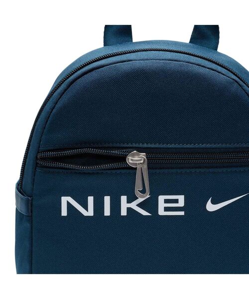 NIKE(ナイキ)の「ナイキ スポーツウェア フューチュラ ウィメンズ ミニ バックパック (6L) / Nike Sportswear Futura Women's Mini Backpack (6L) FZ2474-478 Armory Navy(バックパック/リュック・レディース・ブルー系その他・ONE SIZE)」の11枚目の写真