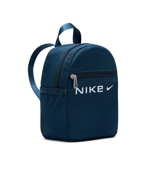 NIKE(ナイキ)の「ナイキ スポーツウェア フューチュラ ウィメンズ ミニ バックパック (6L) / Nike Sportswear Futura Women's Mini Backpack (6L) FZ2474-478 Armory Navy(バックパック/リュック・レディース・ブルー系その他・ONE SIZE)」の8枚目の写真