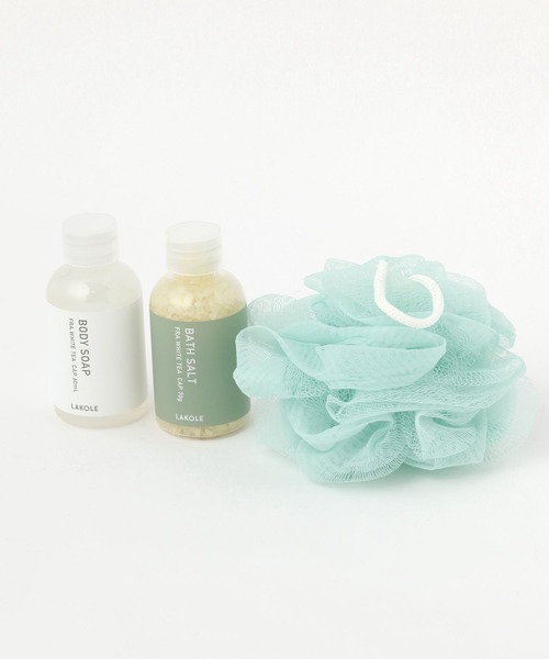 LAKOLE（ラコレ）の「バスソルト&バスソープセット[ホワイトティー] / 156568（ボディケアキット/ギフトセット・レディース・スモークピンク・0）」の3枚目の写真