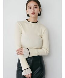 ベルスリーブラインニット