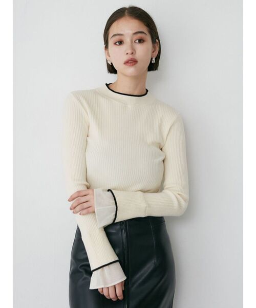 MURUA（ムルーア）の「ベルスリーブラインニット（ニット/セーター・レディース・アイボリー/ブラック/ブルー・FREE）」の4枚目の写真