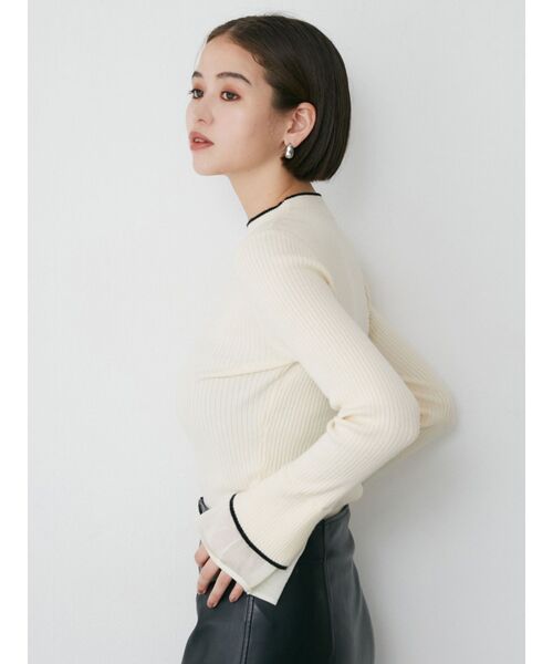 MURUA（ムルーア）の「ベルスリーブラインニット（ニット/セーター・レディース・アイボリー/ブラック/ブルー・FREE）」の11枚目の写真