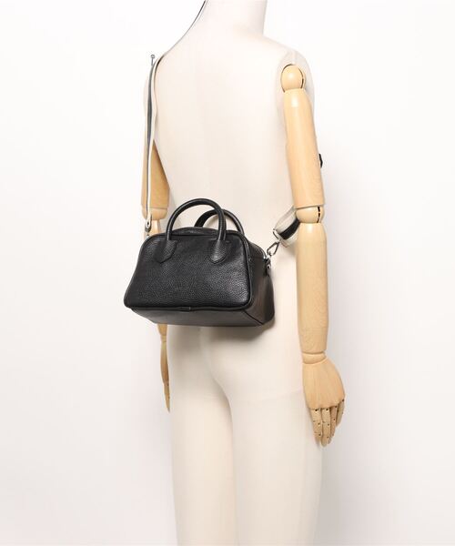 RIPANI(リパーニ)の「【RIPANI】レザーミニボストンバッグ(Q56401)(ボストンバッグ・レディース・ホワイト/ブラック/レッド/ライトブルー・ALL)」の11枚目の写真