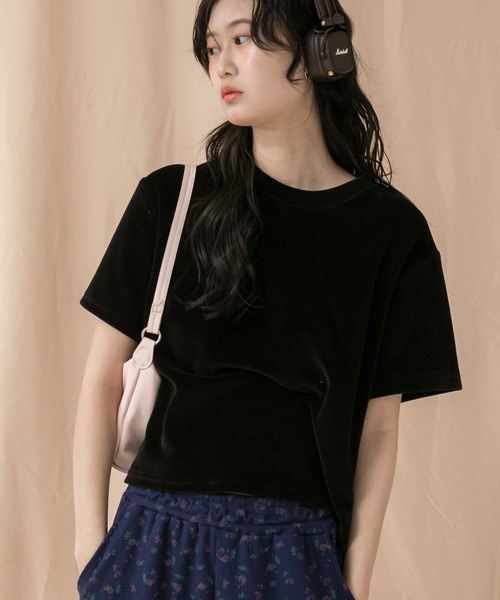 HEILIS(ヘイリス)の「コンパクトベロアTシャツ/ 秋服 コンパクト マットベロアカットソー ピンク ブラック ネイビー ブルー アイボリー オフホワイト ピンク グレー ブラウン ノームコア シンプル 韓国(Tシャツ/カットソー・レディース・ブルー/グレー/ブラック/アイボリー/ピンク/ブラウン/ネイビー・FREE)」の16枚目の写真