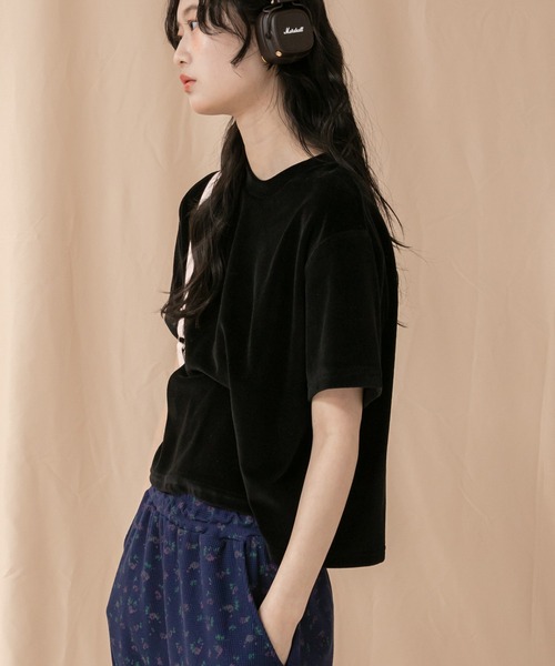 HEILIS(ヘイリス)の「コンパクトベロアTシャツ/ 秋服 コンパクト マットベロアカットソー ピンク ブラック ネイビー ブルー アイボリー オフホワイト ピンク グレー ブラウン ノームコア シンプル 韓国(Tシャツ/カットソー・レディース・ブルー/グレー/ブラック/アイボリー/ピンク/ブラウン/ネイビー・FREE)」の17枚目の写真