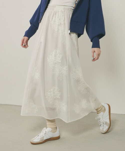 Unitage(ユニテージ)の「総刺繍シアーフレアスカート(スカート・レディース・アイボリー/ブラック・FREE)」の19枚目の写真