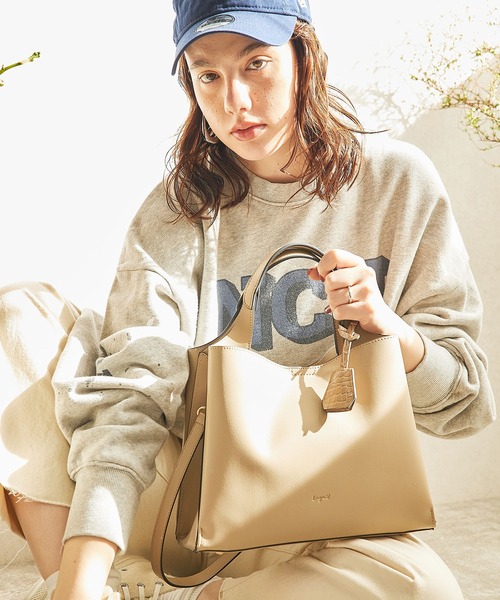 Ungrid（アングリッド）の「【Ungrid/アングリッド】軽量スムース クロコキーチャーム付両アオリポケットハンドバッグ（ハンドバッグ・レディース・キャメル/グレイッシュベージュ/ブラック/ベージュ/アイボリー・FREE）」の16枚目の写真