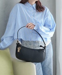 【Ungrid/アングリッド】 シンプルスムース プレートチャーム付ミドルショルダーバッグ