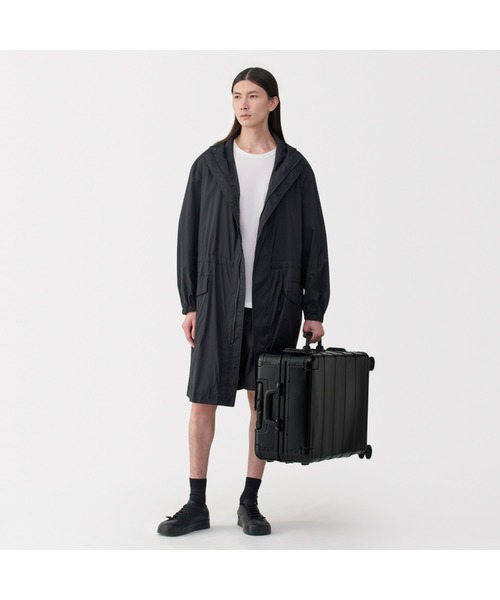 MUJI Labo(ムジラボ)の「〔MUJI Labo〕アルミハードキャリーケース60リットル(黒)(スーツケース/キャリーバッグ・メンズ・ブラック・FREE)」の2枚目の写真