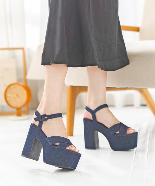 attagirl（アタガール）の「厚底クロスベルトサンダル（サンダル・レディース・ブラック/ブルー/アイボリー/シルバー・LL/L/M/S）」の13枚目の写真
