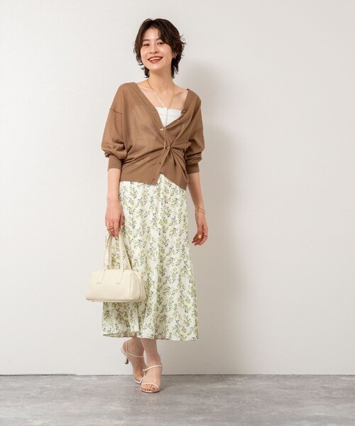 NOLLEY’S Sophi(ノーリーズソフィ)の「ミモザプリントフレアスカート(スカート・レディース・ブルー系その他6/ホワイト系その他2・34/36/38)」の13枚目の写真
