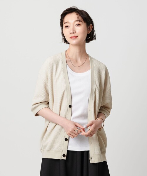 BEAUTY&YOUTH UNITED ARROWS（ビューティーアンドユースユナイテッドアローズ）の「【WEB限定】グリッド エアーワッフル ハーフスリーブ Vカーディガン（カーディガン/ボレロ・メンズ・オフホワイト/ブラック/ライトブルー・S/M/L）」の11枚目の写真