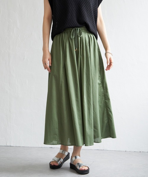 ikka（イッカ）の「【雑誌InRed6月号掲載】コットンボリュームペチ付きスカーチョ【親子コーデ】（その他パンツ・レディース・チャコールグレー/グリーン/ネイビー/ベージュ/モカ・S/M/L）」の4枚目の写真