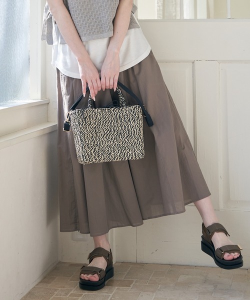 ikka（イッカ）の「【雑誌InRed6月号掲載】コットンボリュームペチ付きスカーチョ【親子コーデ】（その他パンツ・レディース・チャコールグレー/グリーン/ネイビー/ベージュ/モカ・S/M/L）」の2枚目の写真