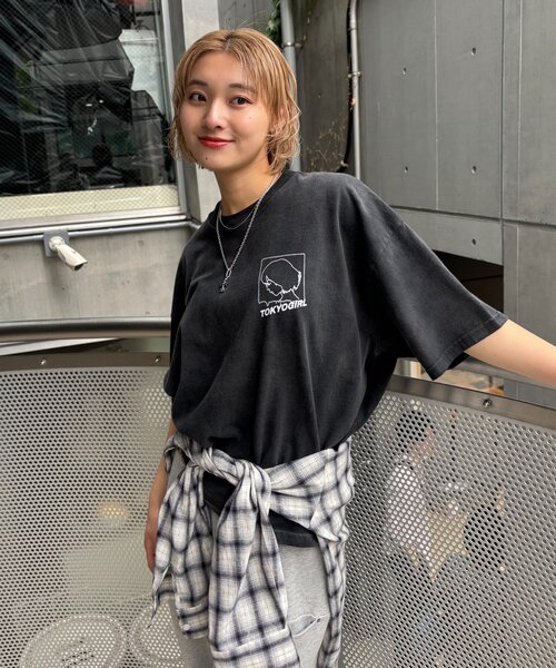 TOKYOGIRL（トーキョーガール）の「WEB限定/2サイズ【TOKYOGIRL/東京ガール】ロゴTEE（Tシャツ/カットソー・レディース・ブラック/ホワイト/ネイビー・MEDIUM/LARGE）」の12枚目の写真