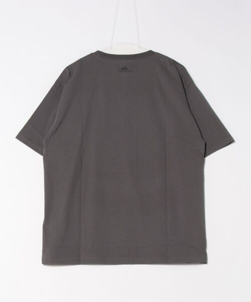 KRIFF MAYER（クリフメイヤー）の「【汗染み防止･軽撥水･防汚･吸水速乾･接触冷感】ウェットプロテクトT(カレッジ)（Tシャツ/カットソー・メンズ・レッド/ライトグリーン/チャコール/ネイビー/オフホワイト/グレー・MEDIUM/LARGE/X-LARGE）」の12枚目の写真