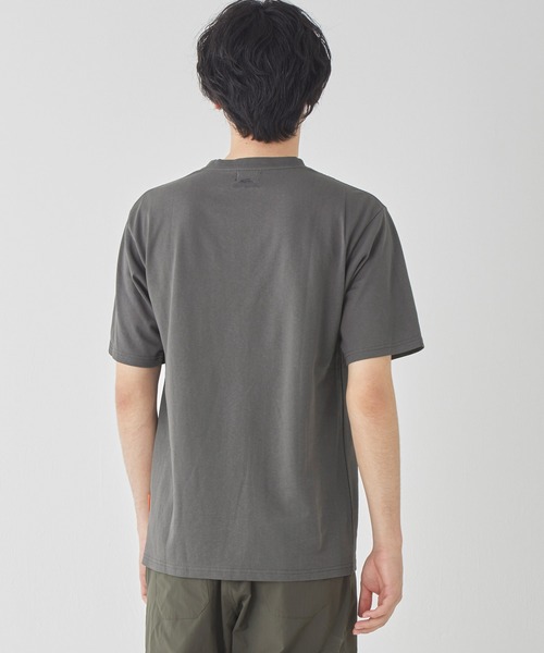 KRIFF MAYER（クリフメイヤー）の「【汗染み防止･軽撥水･防汚･吸水速乾･接触冷感】ウェットプロテクトT(カレッジ)（Tシャツ/カットソー・メンズ・レッド/ライトグリーン/チャコール/ネイビー/オフホワイト/グレー・MEDIUM/LARGE/X-LARGE）」の17枚目の写真