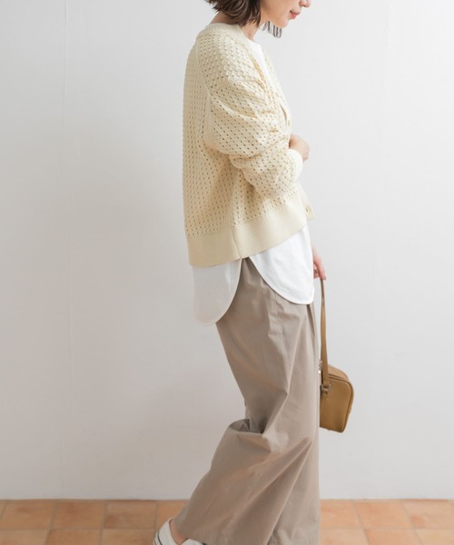 URBAN RESEARCH DOORS(アーバンリサーチドアーズ)の「透かし柄キーネックカーディガン(カーディガン/ボレロ・レディース・アイボリー/ネイビー・MEDIUM)」の21枚目の写真