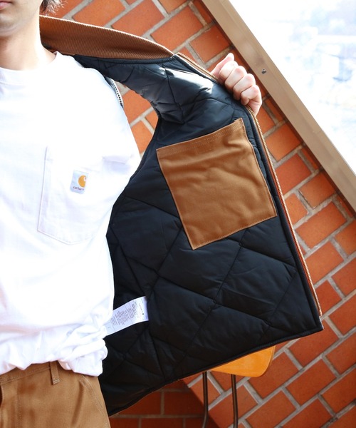Carhartt(カーハート)の「Carhartt ダックベスト(ダウンベスト・メンズ・ブラウン/ブラック・LARGE/MEDIUM/XX-LARGE/SMALL/X-LARGE)」の18枚目の写真