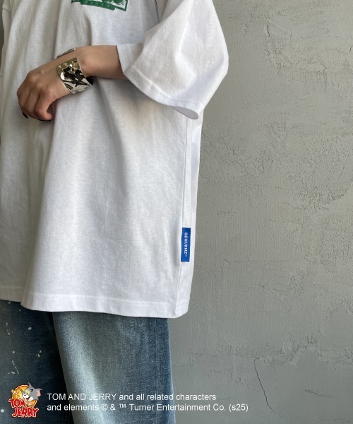 SEQUENZ（シークエンズ）の「【WEB限定】[SEQUENZ/シークエンズ] トムとジェリー 発泡バックプリント  ショートスリーブTシャツ（Tシャツ/カットソー・レディース・ホワイト/ブルー・M/XL/L）」の19枚目の写真