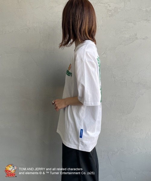 SEQUENZ（シークエンズ）の「【WEB限定】[SEQUENZ/シークエンズ] トムとジェリー 発泡バックプリント  ショートスリーブTシャツ（Tシャツ/カットソー・レディース・ホワイト/ブルー・M/XL/L）」の21枚目の写真