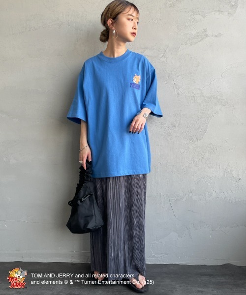 SEQUENZ（シークエンズ）の「【WEB限定】[SEQUENZ/シークエンズ] トムとジェリー 発泡バックプリント  ショートスリーブTシャツ（Tシャツ/カットソー・レディース・ホワイト/ブルー・M/XL/L）」の7枚目の写真