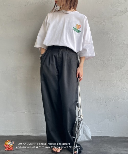 SEQUENZ（シークエンズ）の「【WEB限定】[SEQUENZ/シークエンズ] トムとジェリー 発泡バックプリント  ショートスリーブTシャツ（Tシャツ/カットソー・レディース・ホワイト/ブルー・M/XL/L）」の5枚目の写真