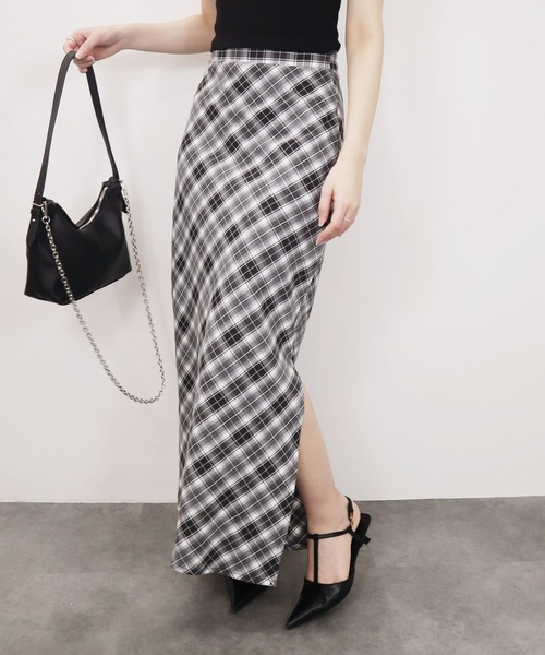 Reurie'(レウリィ)の「チェックナロースカート/check narrow skirt チェック柄 ブラック レッド ロング丈 大人かわいい カジュアル(スカート・レディース・ブラック/レッド・FREE)」の16枚目の写真