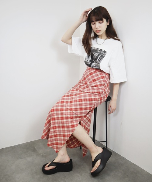 Reurie'(レウリィ)の「チェックナロースカート/check narrow skirt チェック柄 ブラック レッド ロング丈 大人かわいい カジュアル(スカート・レディース・ブラック/レッド・FREE)」の17枚目の写真