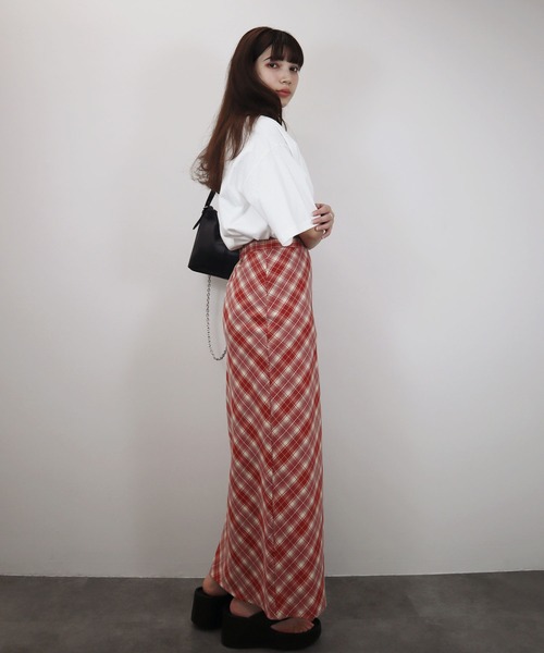 Reurie'(レウリィ)の「チェックナロースカート/check narrow skirt チェック柄 ブラック レッド ロング丈 大人かわいい カジュアル(スカート・レディース・ブラック/レッド・FREE)」の19枚目の写真