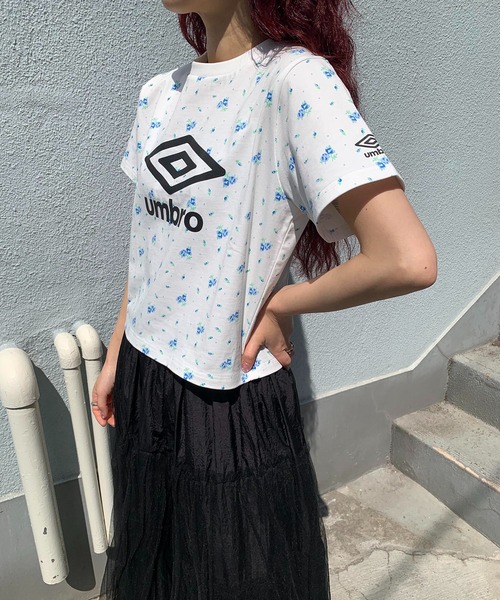 Casselini（キャセリーニ）の「[UMBRO × Casselini] 花柄ロゴTシャツ（Tシャツ/カットソー・レディース・ピンク/ネイビー/ホワイト・FREE）」の11枚目の写真