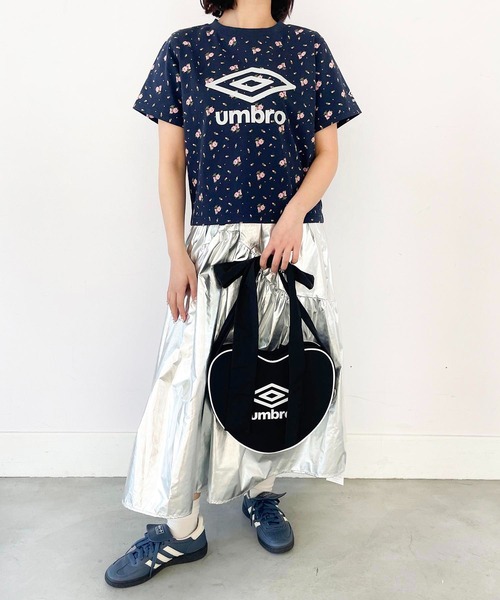 Casselini（キャセリーニ）の「[UMBRO × Casselini] 花柄ロゴTシャツ（Tシャツ/カットソー・レディース・ピンク/ネイビー/ホワイト・FREE）」の21枚目の写真