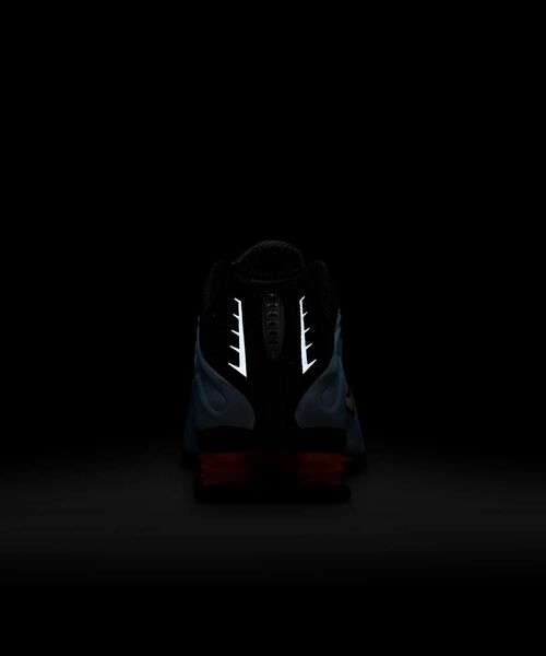 NIKE（ナイキ）の「ナイキ ショックス R4 ウィメンズシューズ / Nike Shox R4 Women's Shoes AR3565-401 Blue Tint（スニーカー・レディース・ブルー系その他・23/23.5/24/24.5/25/25.5/26/26.5/27/27.5/28）」の12枚目の写真