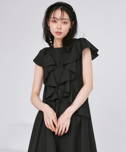 RUIRUE BOUTIQUE(ルイルエブティック)の「洗える | フロー ラッフル ワンピース | レディース おしゃれ きれいめ リゾート 休日コーデ 二の腕カバー フレンチスリーブ フレア リゾートワンピ(ワンピース・レディース・ブルー/ブラック/ホワイト・S/M/L/LL)」の9枚目の写真