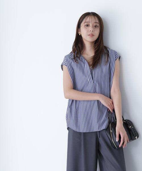 NATURAL BEAUTY BASIC(ナチュラルビューティーベーシック)の「◇ストライプスキッパーフォルムシャツ(シャツ/ブラウス・レディース・ベージュ系その他/ブルー系その他/ブルー系その他6・SMALL/MEDIUM)」の3枚目の写真