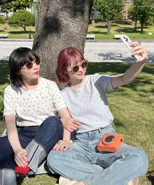 INTER FACTORY(インターファクトリー)の「ちょこび - 花柄ワッフルT made in INTER FACTORY(Tシャツ/カットソー・レディース・アイボリー/サックスブルー・FREE)」の22枚目の写真