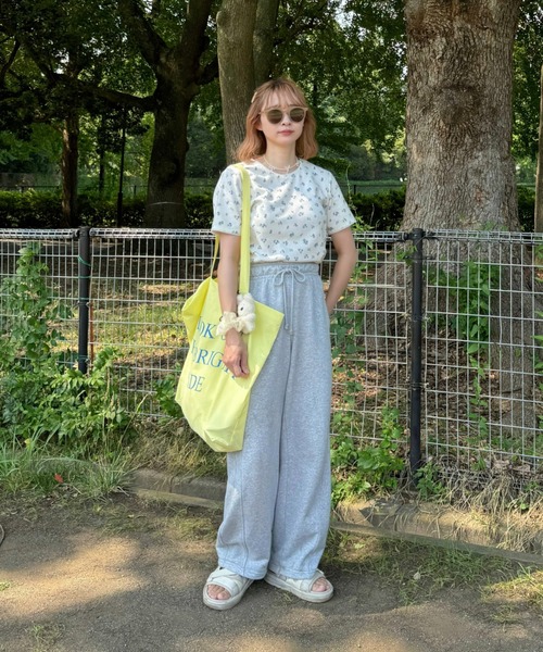 INTER FACTORY(インターファクトリー)の「ちょこび - 花柄ワッフルT made in INTER FACTORY(Tシャツ/カットソー・レディース・アイボリー/サックスブルー・FREE)」の21枚目の写真