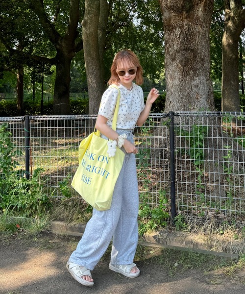 INTER FACTORY(インターファクトリー)の「ちょこび - 花柄ワッフルT made in INTER FACTORY(Tシャツ/カットソー・レディース・アイボリー/サックスブルー・FREE)」の19枚目の写真