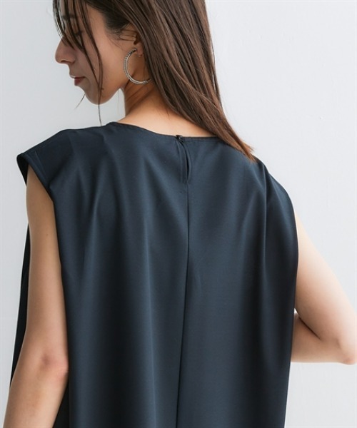 nissen（ニッセン）の「二の腕華奢見えカバータックワンピース（防しわ・ストレッチ）＜大きいサイズ有＞（ワンピース・レディース・ブラック/ブルー/オレンジ・S/M/L/LL/3L）」の14枚目の写真