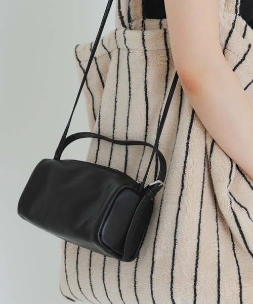 セール】LEATHER SQUARE SHOULDER（ショルダーバッグ）｜URBAN