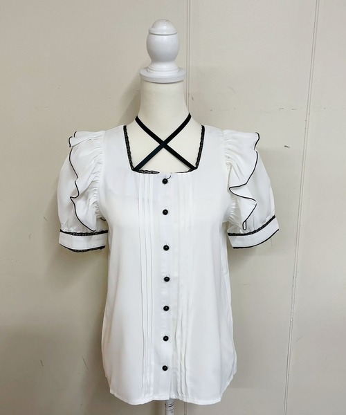 MA*RS(アメーバーマーズ)の「サテンリボン付きフリルブラウス(シャツ/ブラウス・レディース・ホワイト/ブラック/ホワイト×ブラック/オフホワイト/チャコールグレー/ピンク/ブラック×ホワイト/ブラック×ブラック/ホワイト×ホワイト・FREE)」の13枚目の写真