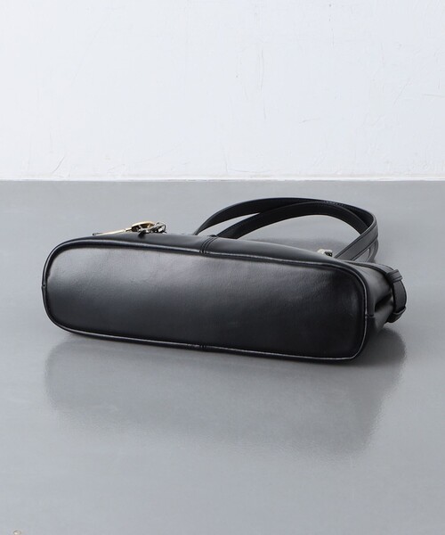 OSOI（オソイ）の「＜OSOI＞SHOULDER BROCLEMINI バッグ（ショルダーバッグ・レディース・ブラック/ダークブラウン・FREE）」の11枚目の写真