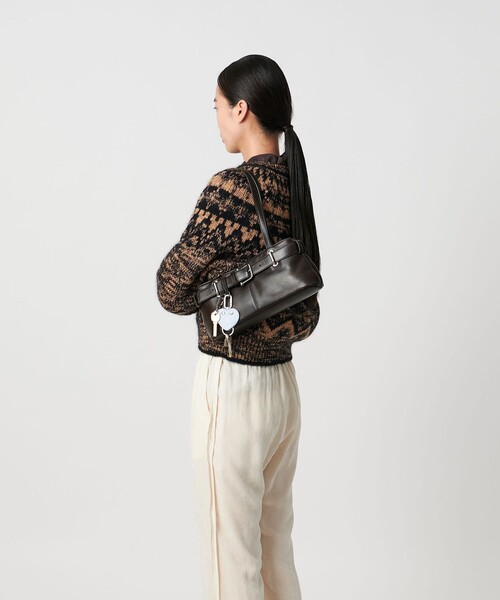 OSOI(オソイ)の「<OSOI>SHOULDER BROCLEMINI バッグ(ショルダーバッグ・レディース・ブラック/ダークブラウン/オフホワイト・FREE)」の4枚目の写真