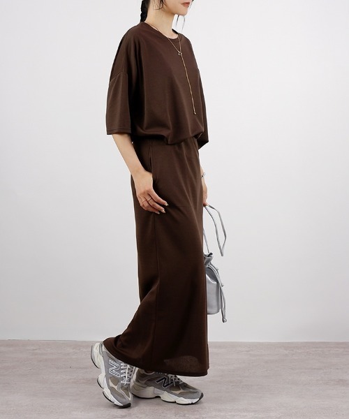 CLOTHY(クロシィ)の「【風通しバツグン!ゆったりオーバーシルエット】フクレBIGTシャツ(Tシャツ/カットソー・レディース・ブラウン/チャコールグレー/ブラック/ホワイト・FREE)」の18枚目の写真