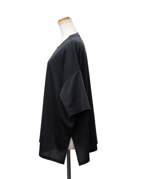 CLOTHY(クロシィ)の「【風通しバツグン!ゆったりオーバーシルエット】フクレBIGTシャツ(Tシャツ/カットソー・レディース・ブラウン/チャコールグレー/ブラック/ホワイト・FREE)」の7枚目の写真